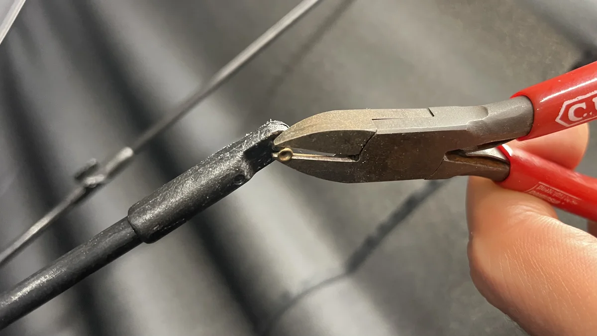 Broken umbrella repair