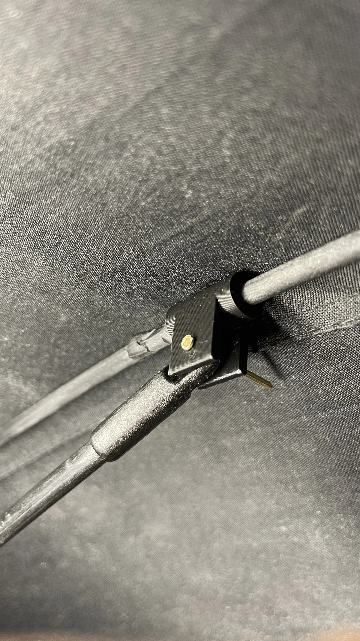Broken umbrella repair