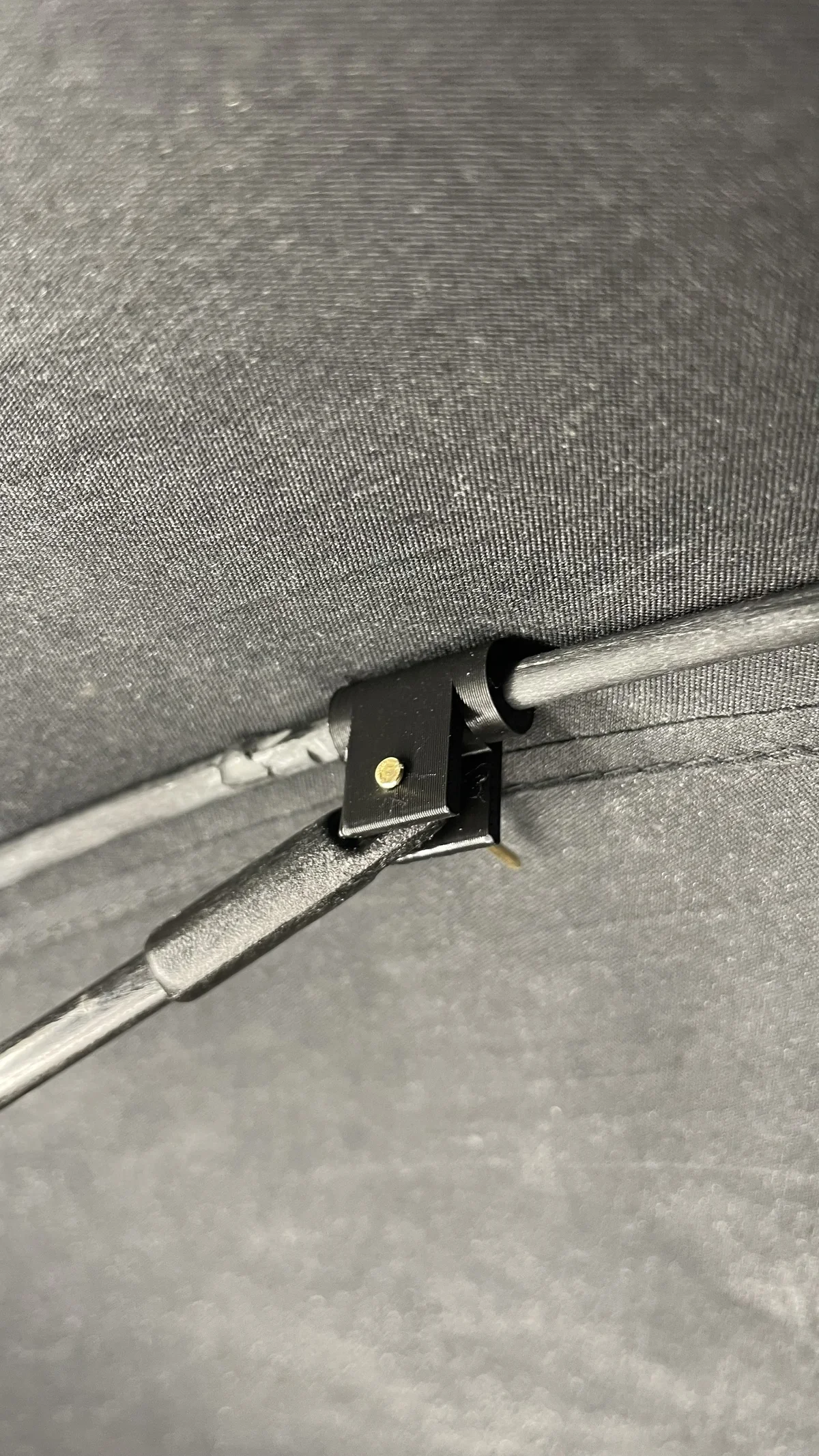 Broken umbrella repair